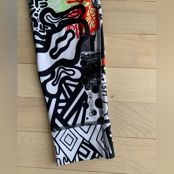 REEBOK - Graphic Print Sport Leggings - Picture 4 of 5